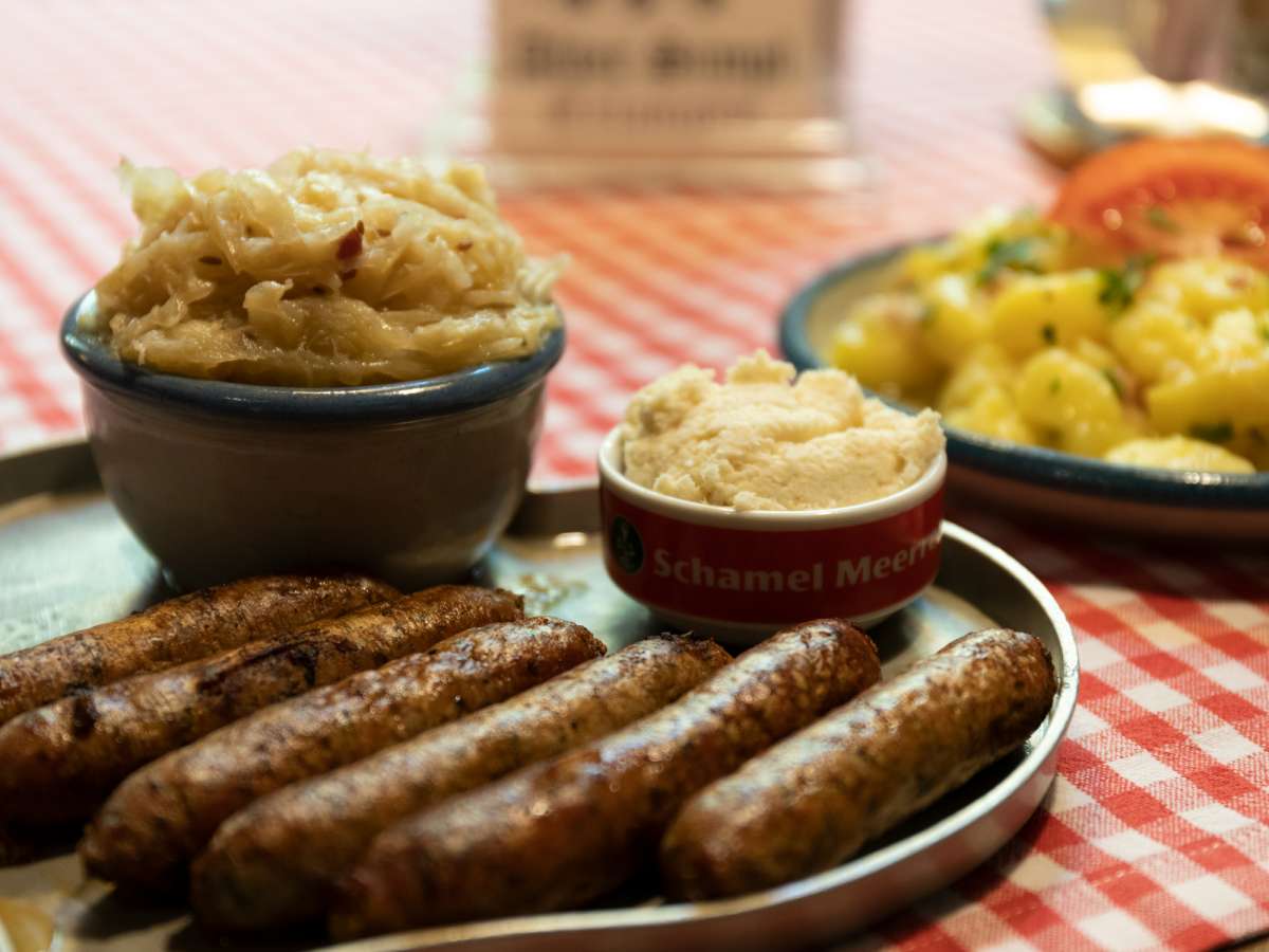 hausgemachte Rostbrtawürste